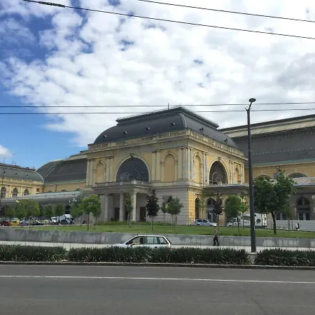 Cozy At Keleti